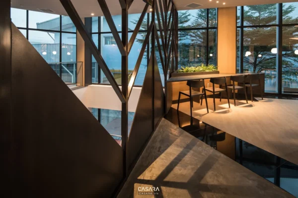 Góc không gian mở hiện đại với thiết kế kiến trúc độc đáo.