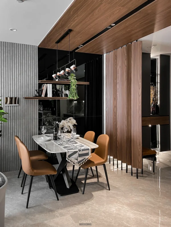 Phòng ăn hiện đại với nội thất gỗ và tông màu trung tính ấm cúng.