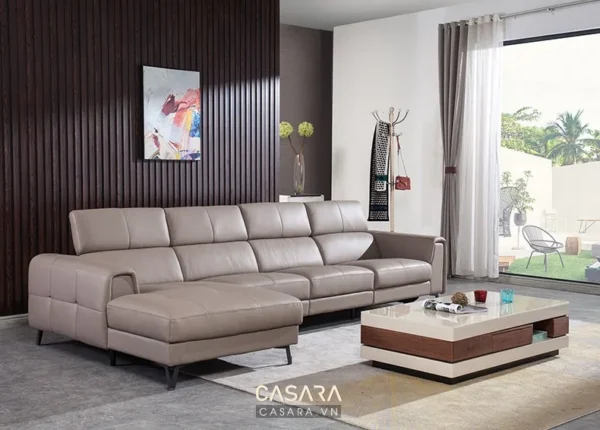 Phòng khách hiện đại với bộ sofa da góc màu be sang trọng.
