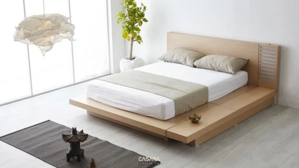 Phòng ngủ tối giản với giường gỗ thấp, mang phong cách Nhật Bản hiện đại.