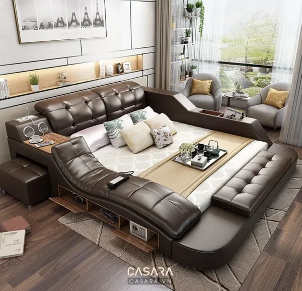 Phòng ngủ sang trọng với giường da lớn, hiện đại và tiện nghi.