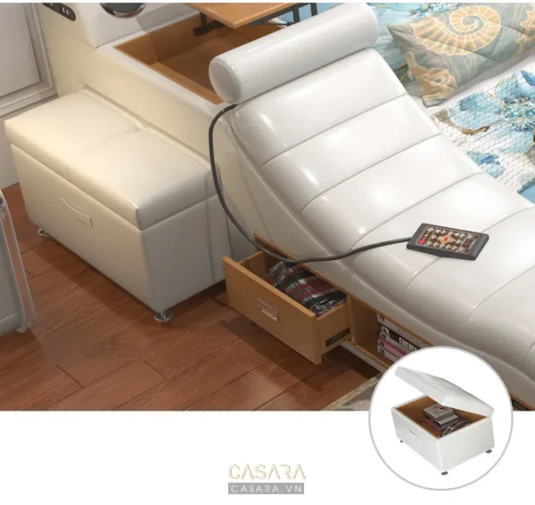Nội thất phòng khách hiện đại với ghế sofa da trắng tinh tế.