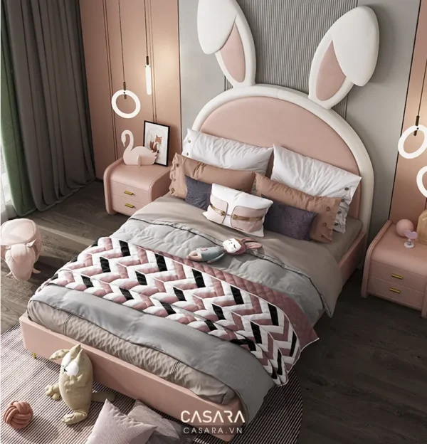 Phòng ngủ bé gái màu hồng ngọt ngào, thiết kế hình thỏ đáng yêu.