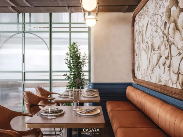 Không gian nhà hàng sang trọng với thiết kế hiện đại, ấm cúng.