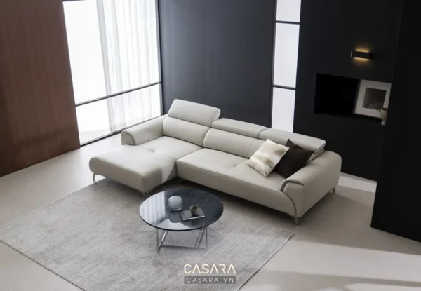 Phòng khách hiện đại với sofa góc và bàn trà tinh tế.