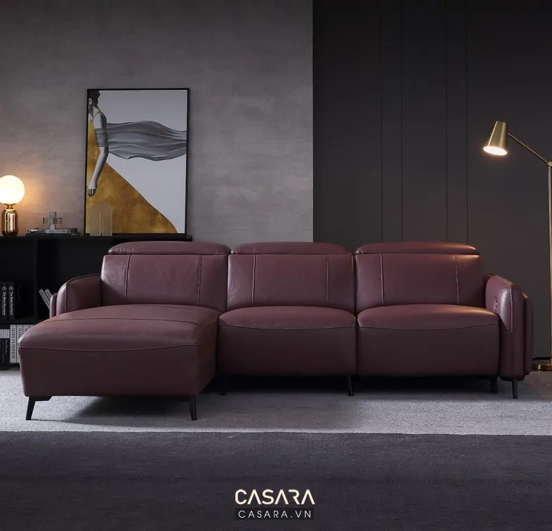 Mẫu trang trí nội thất phòng khách với tranh lớn sau sofa và bàn trà gỗ