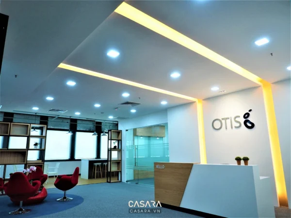 Không gian văn phòng hiện đại, sáng sủa với tông trắng chủ đạo.