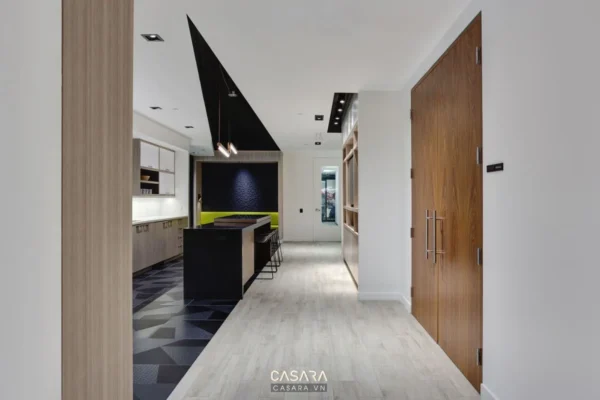 Nội thất hiện đại với tông màu trung tính và điểm nhấn đen.