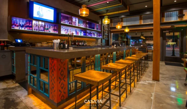 Trần nhà sử dụng lam gỗ phối màu
