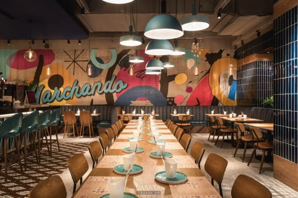 Nhà hàng Marchando với không gian trang trí độc đáo, trẻ trung.