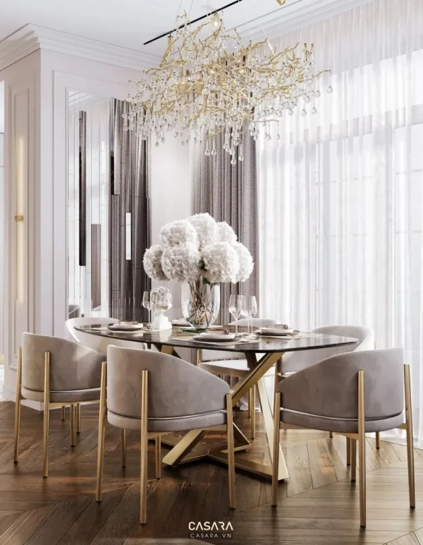 Phòng ăn sang trọng, hiện đại với đèn chùm pha lê lộng lẫy.