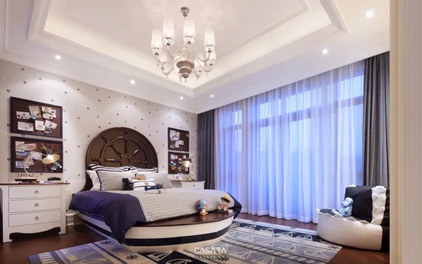 Phòng ngủ hiện đại, ấm cúng với tông màu xanh, trắng chủ đạo.