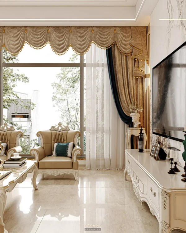 Phòng khách tân cổ điển sang trọng với nội thất màu be, trắng.