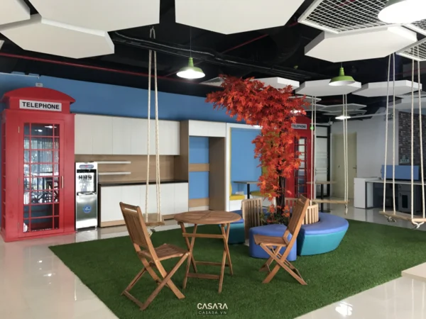 Không gian làm việc sáng tạo với thiết kế độc đáo, trẻ trung.