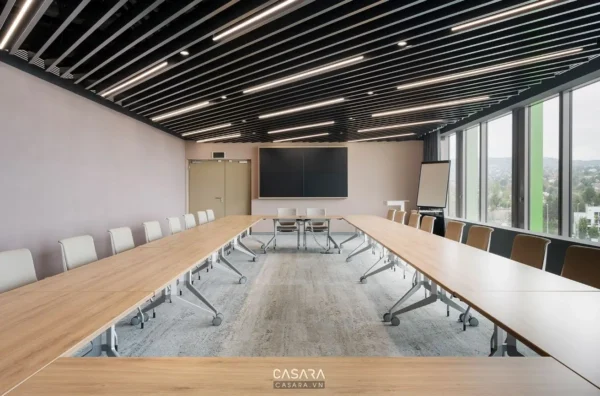 Phòng họp hiện đại, ánh sáng tự nhiên và nội thất tối giản.