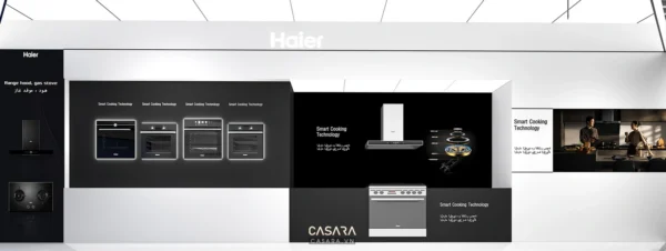 Gian hàng Haier trưng bày các thiết bị nhà bếp hiện đại, sang trọng.