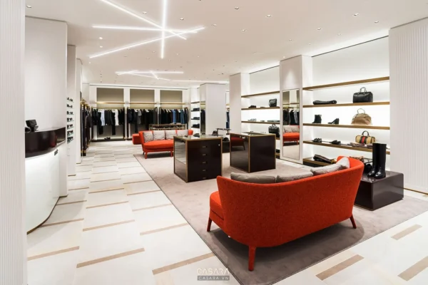 Không gian cửa hàng thời trang cao cấp sang trọng, hiện đại.