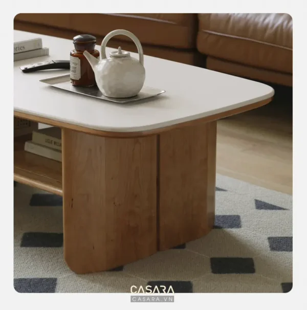 Bàn trà gỗ sáng màu, kiểu dáng tối giản, hiện đại.