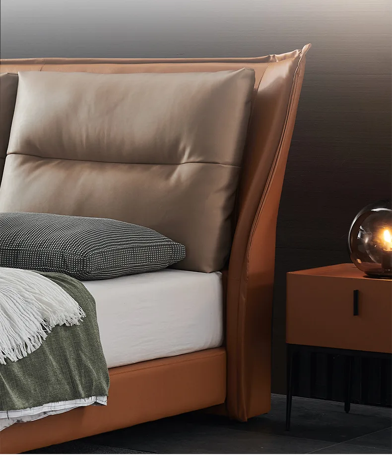 Giường ngủ da cao cấp với thiết kế hiện đại, sang trọng.