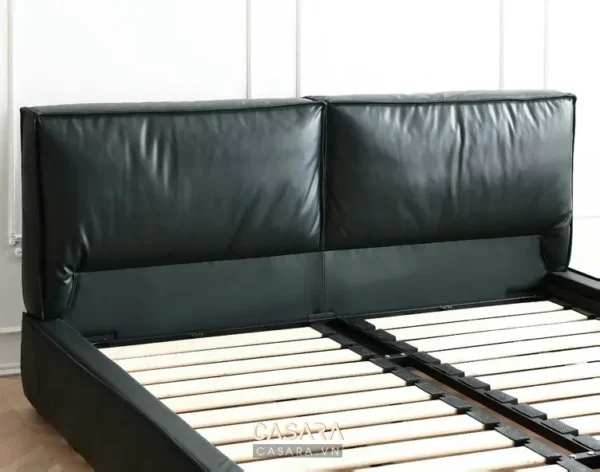 Giường ngủ bọc da đen hiện đại, thiết kế đơn giản, sang trọng.