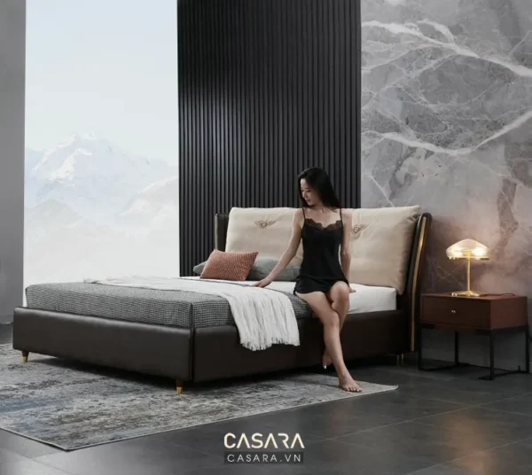 Phòng ngủ sang trọng với giường lớn, thiết kế hiện đại, tinh tế.