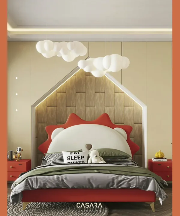 Phòng ngủ trẻ em thiết kế sáng tạo với gối hình thú đáng yêu.