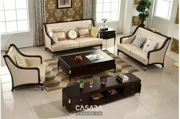 Phòng khách sang trọng với bộ sofa và đồ nội thất hiện đại.