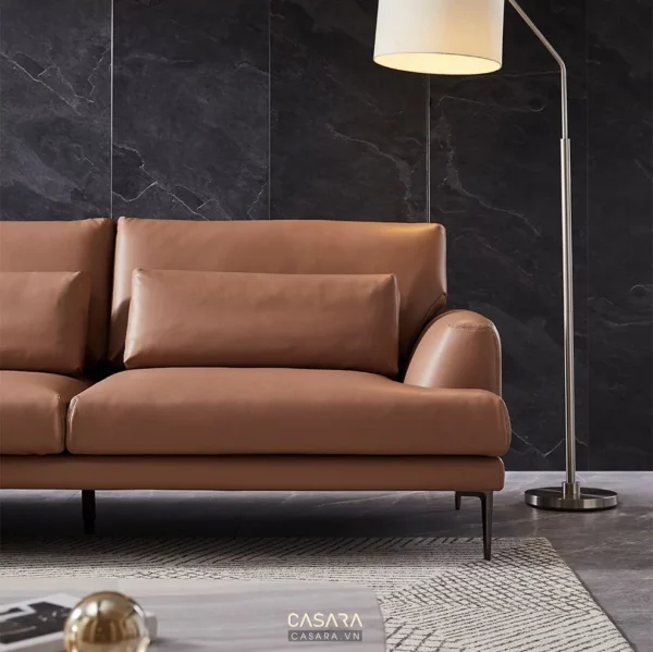 Ghế sofa da màu nâu ấm cúng, thiết kế hiện đại, tối giản.