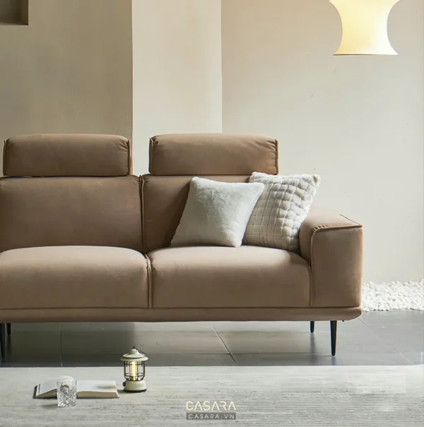 Bàn ghế sofa màu be hiện đại trong phòng khách.