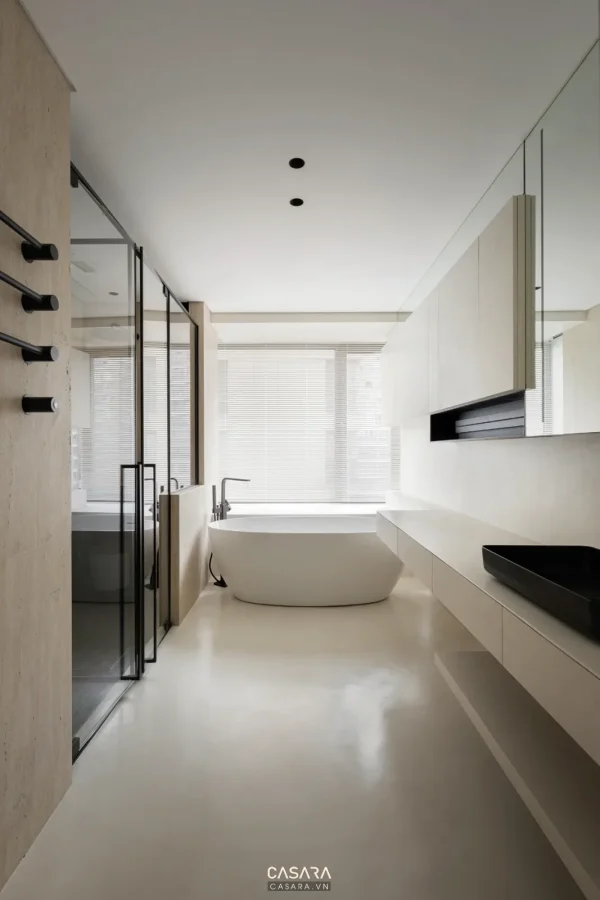 Ảnh nhà tắm phong cách melamine nâu ấm với lavabo, gương, cabin kính, bồn tắm hoặc mảng đá ốp trong thư viện Casara.