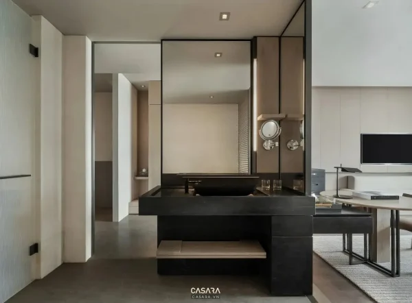 Ảnh nhà tắm phong cách sang trọng đá marble với lavabo, gương, cabin kính, bồn tắm hoặc mảng đá ốp trong thư viện Casara.