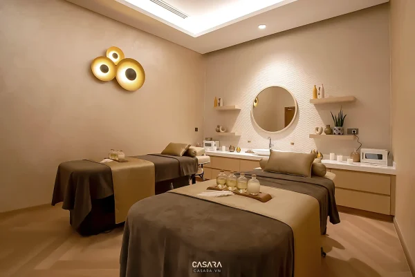 Ảnh spa thẩm mỹ phong cách tối giản Hà Nội với giường trị liệu, ánh sáng dịu và tông màu thư giãn trong thư viện Casara.