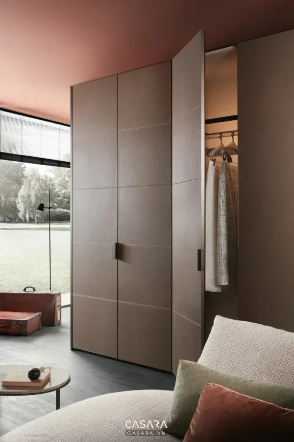Ảnh tủ kệ trang trí phong cách Bắc Âu với kệ sách, console hoặc hệ lưu trữ trang trí trong thư viện Casara.
