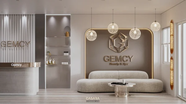 Ảnh phòng chờ spa trắng kem với sofa bo cong và rèm voan do Casara tuyển chọn cho thư viện thiết kế nội thất.