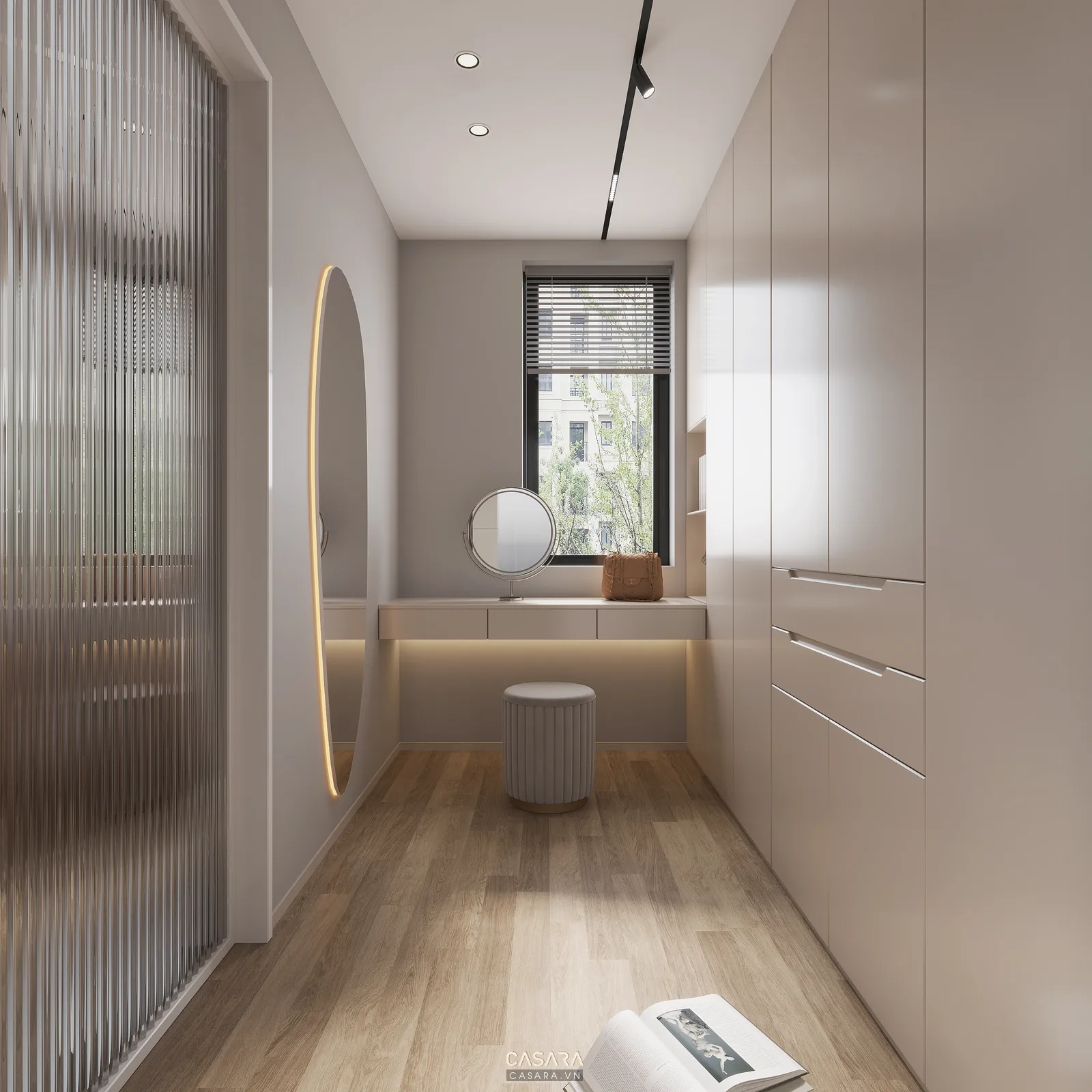 Tủ áo mở gỗ sáng với kệ giày và ray treo quần áo