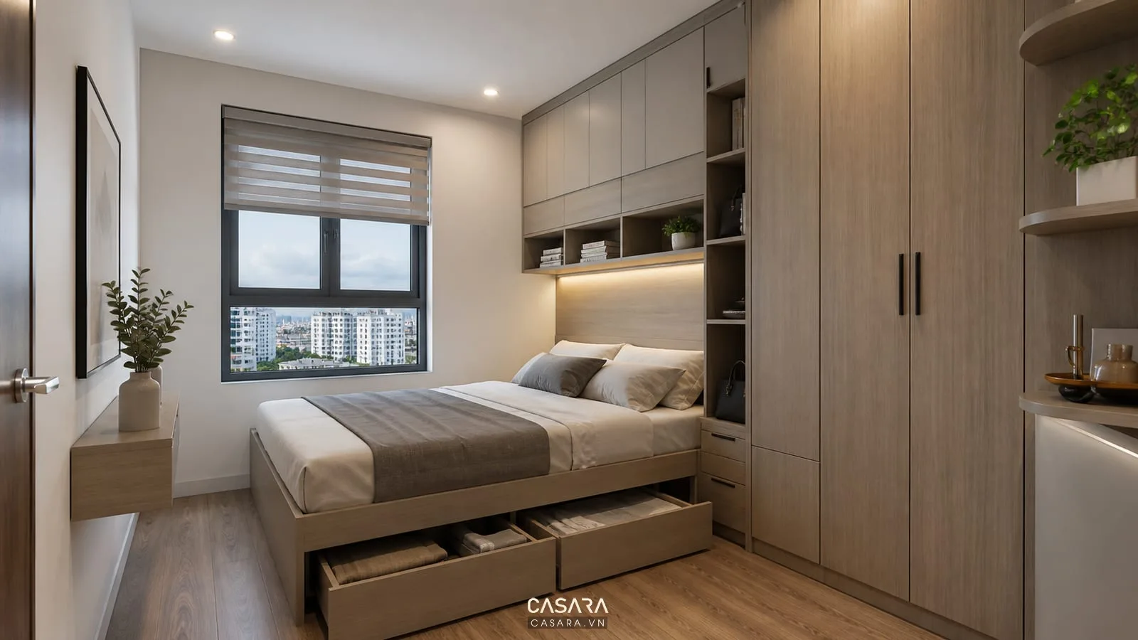 Tủ liền giường thông minh trong phòng ngủ nhỏ với tủ áo cao kịch trần, hộc dưới giường và lối đi gọn.