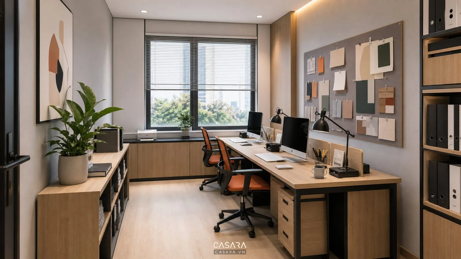 mẫu thiết kế văn phòng nhỏ 20m2 cho studio sáng tạo với bảng ý tưởng và bàn nhóm