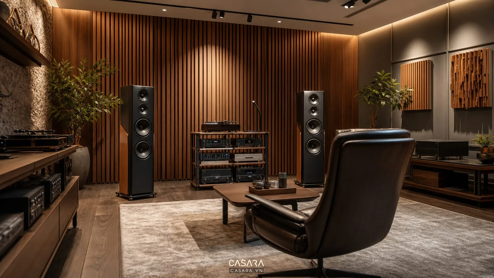 Thiết kế showroom âm thanh với loa hi-fi, ghế nghe, kệ thiết bị và vách gỗ tiêu âm