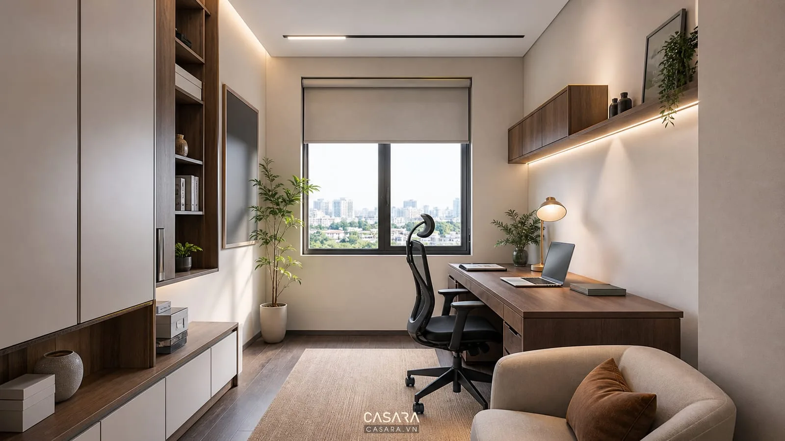 Văn phòng 10m2 có cửa sổ rèm cuốn đèn trần và đèn bàn làm việc