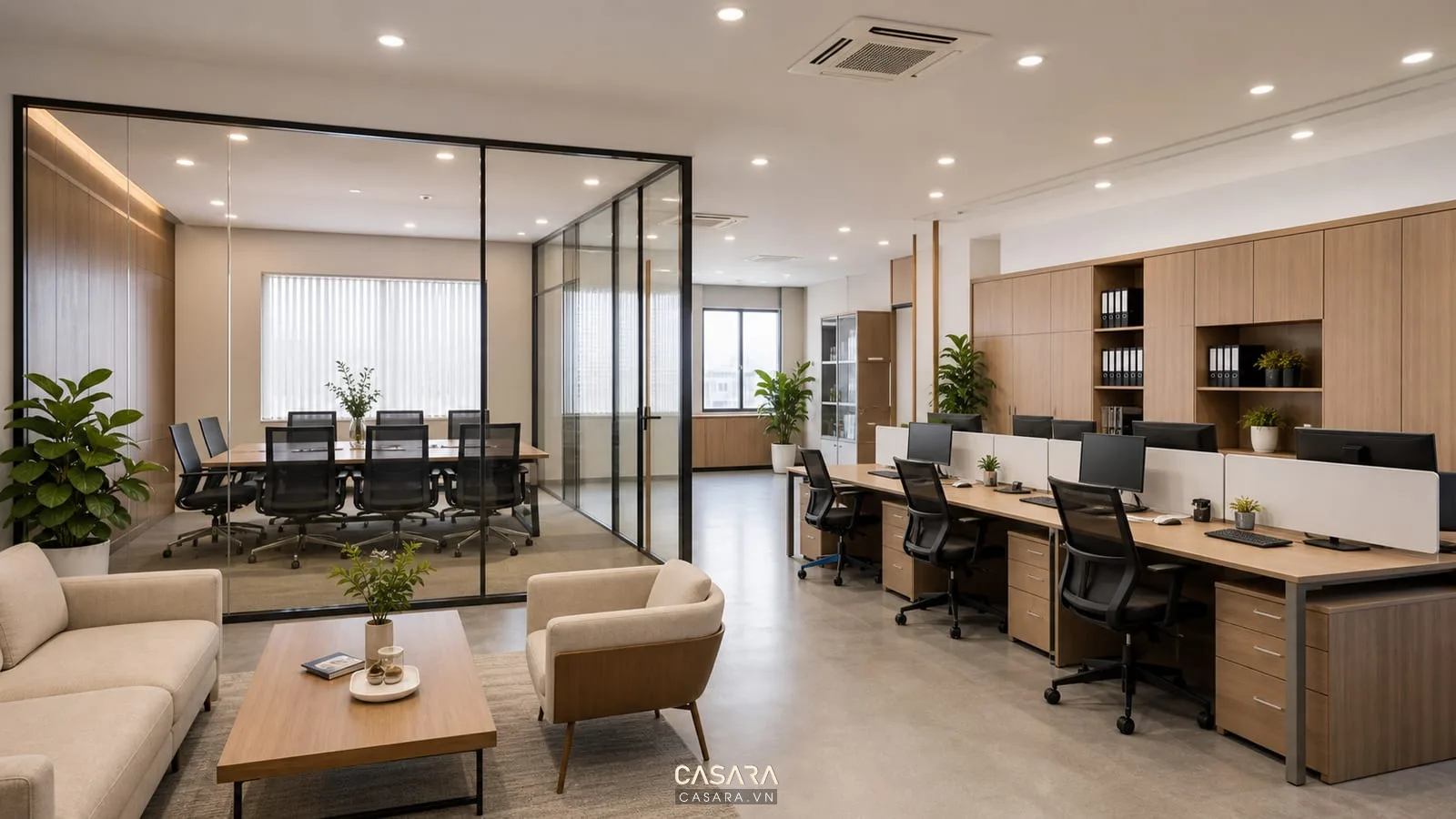 Văn phòng 90m2 với phòng họp kính, bàn làm việc mở, khu chờ và tủ hồ sơ sát tường