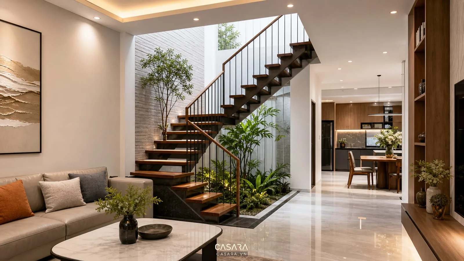 Cầu thang hiện đại cho nhà ống có giếng trời và cây xanh