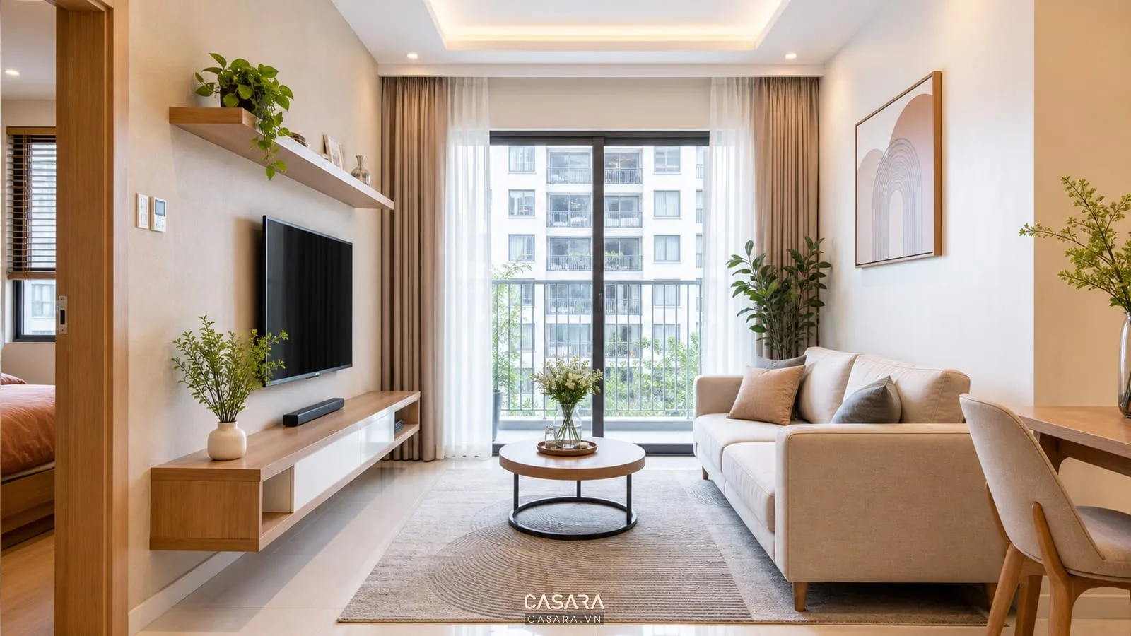 phòng khách chung cư phong cách hiện đại có kệ tivi ốp đá và sofa chữ L