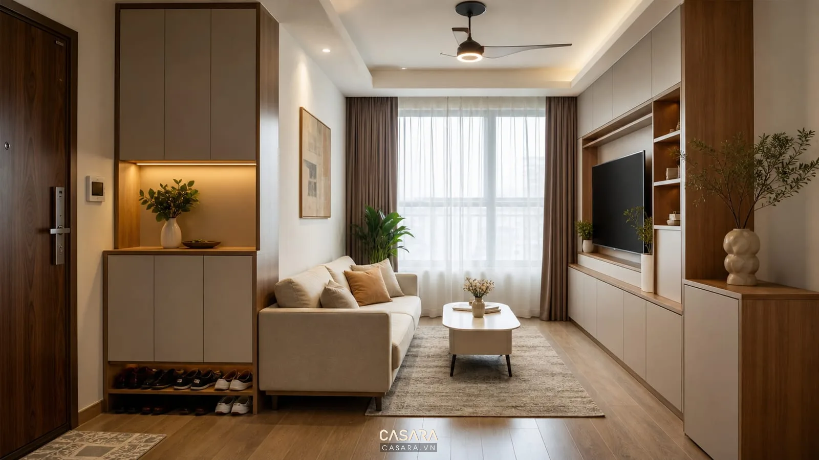 nội thất phòng khách chung cư nhỏ có kệ tivi tủ lưu trữ sofa nhỏ và tủ giày