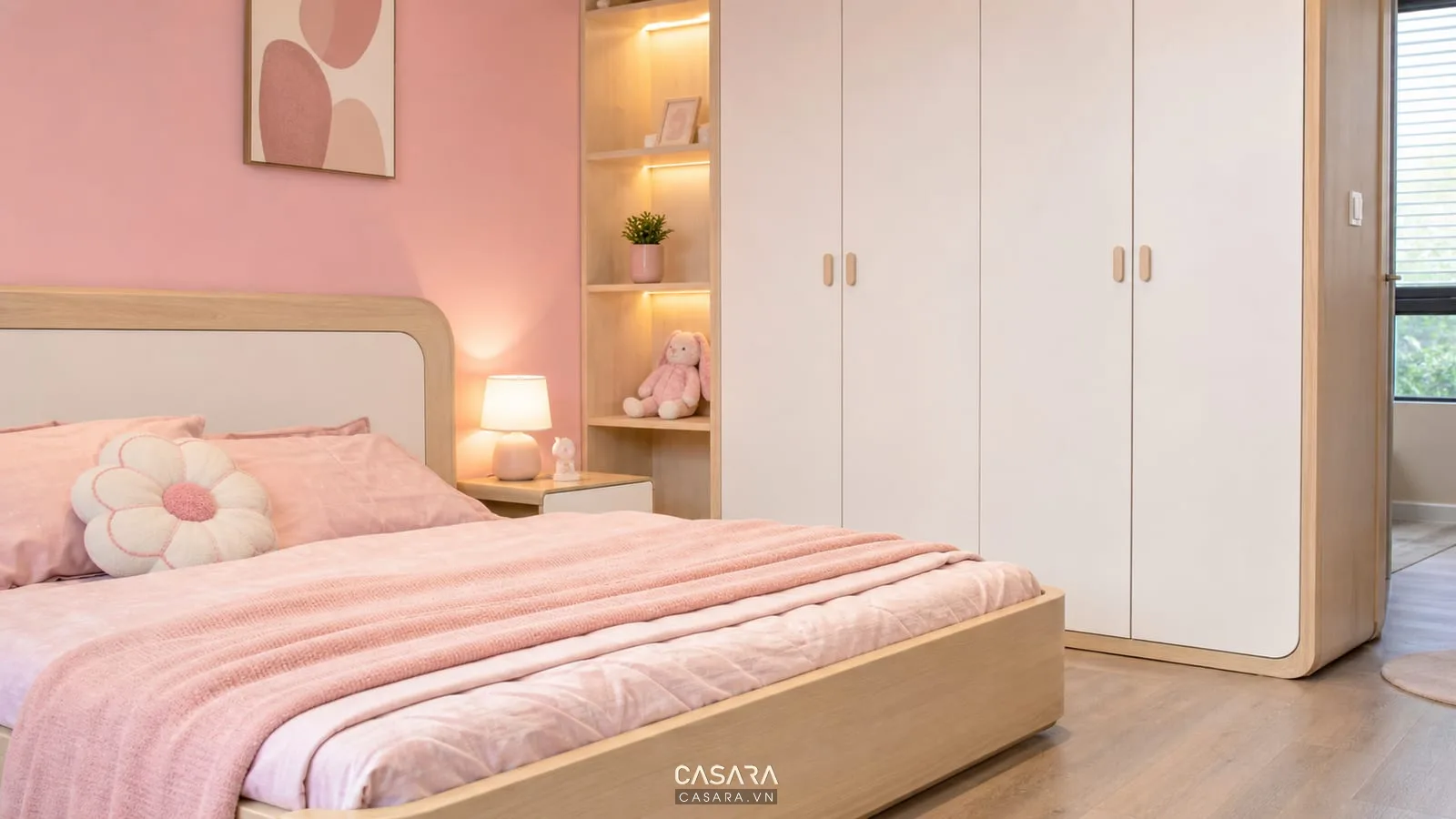 giường và tủ phòng ngủ bé gái màu hồng bằng gỗ sáng
