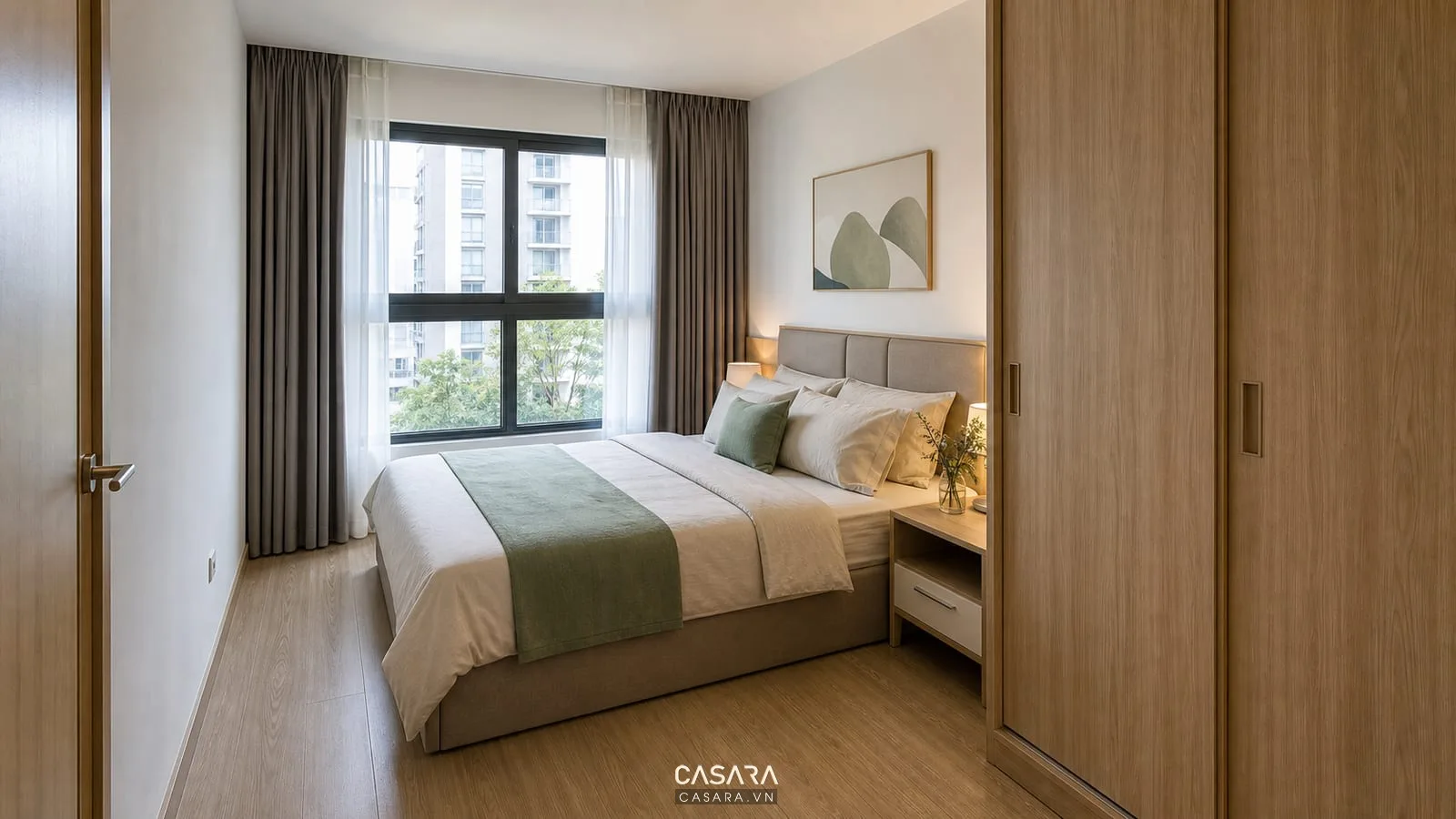 Căn hộ mini 20m2 với góc giường ngủ gọn và tủ lưu trữ màu sáng