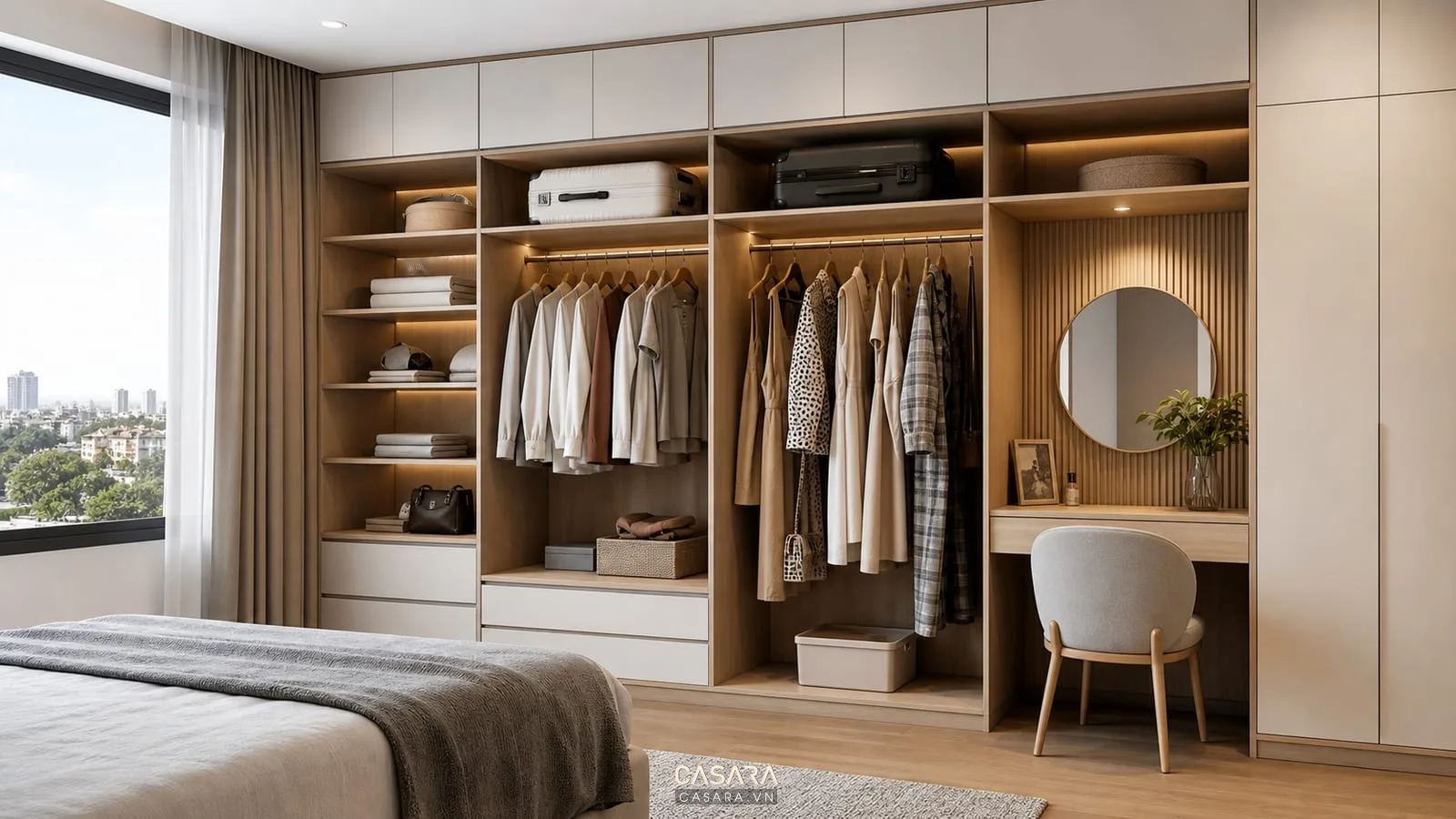 hệ tủ áo kịch trần trong thiết kế chung cư mini 90m2 có khoang treo ngăn kéo hộc vali và bàn trang điểm