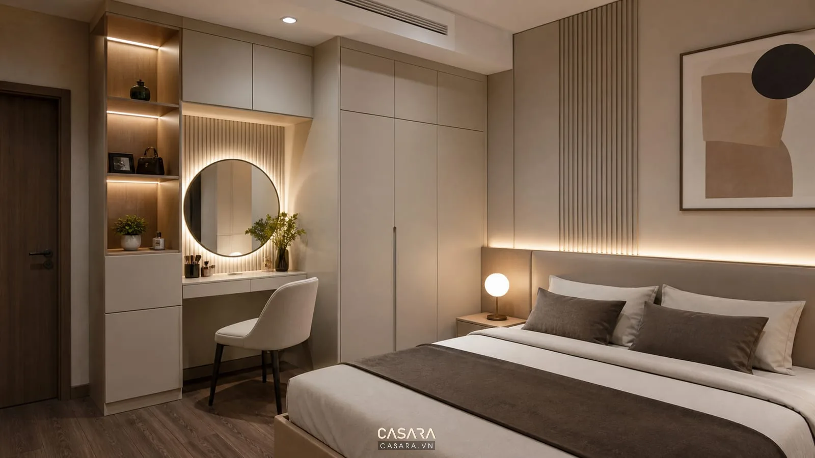 thiết kế phòng ngủ chung cư 100m2 với tủ áo liền bàn trang điểm nhỏ và ánh sáng ấm