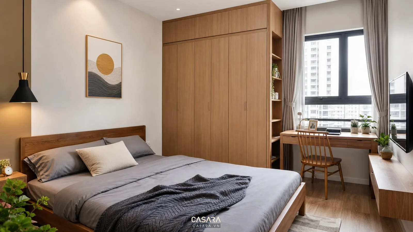 Phòng ngủ trong thiết kế nội thất chung cư 55m2 với giường gỗ tủ áo kịch trần bàn làm việc cửa sổ và đèn đọc sách