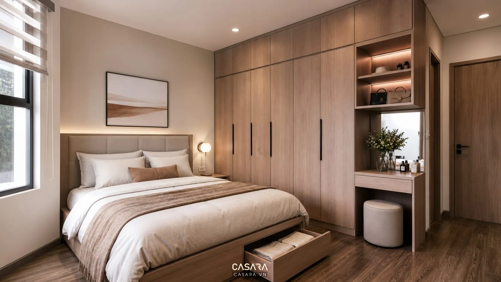 ý tưởng thiết kế chung cư với hệ tủ phòng ngủ tủ quần áo kịch trần giường đôi và bàn trang điểm nhỏ